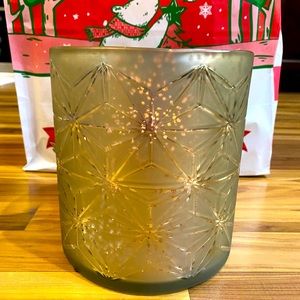 BBW Winter Candle Hurricane